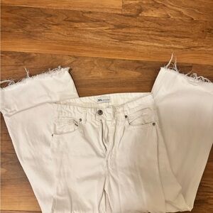 ZARA Off-White Wide-Leg Frayed Hem Jeans
